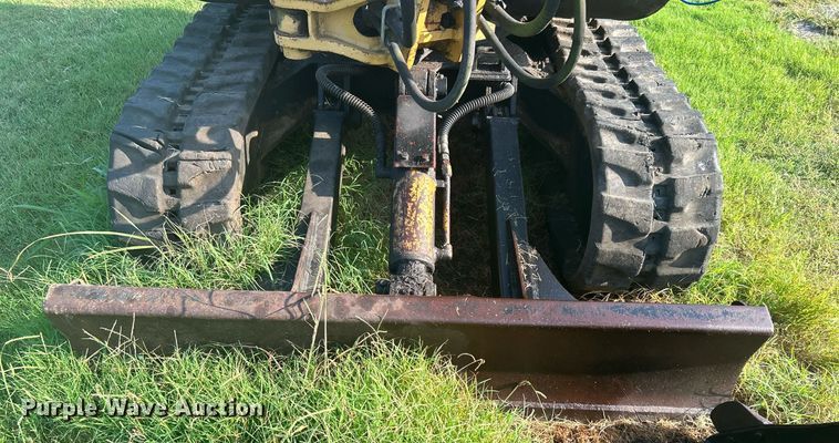 image for item DJ6284 Yuchai WY2.5  mini excavator