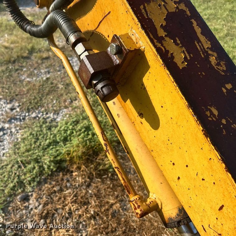 image for item DJ6284 Yuchai WY2.5  mini excavator