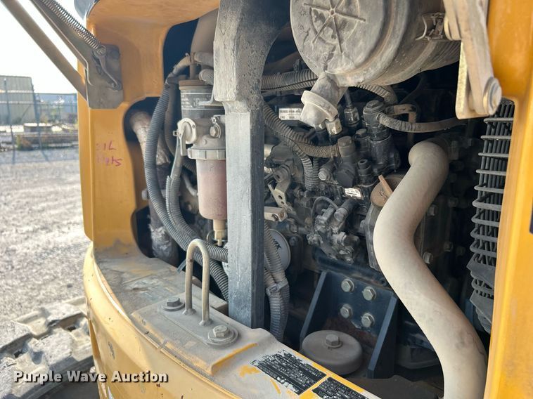 image for item DJ6288 2010 John Deere 50D  mini excavator