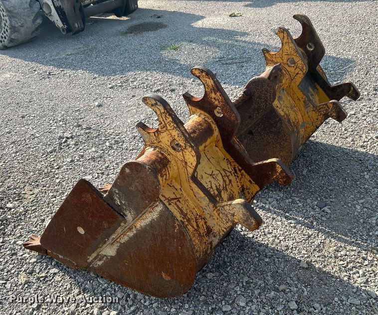 image for item DJ6288 2010 John Deere 50D  mini excavator