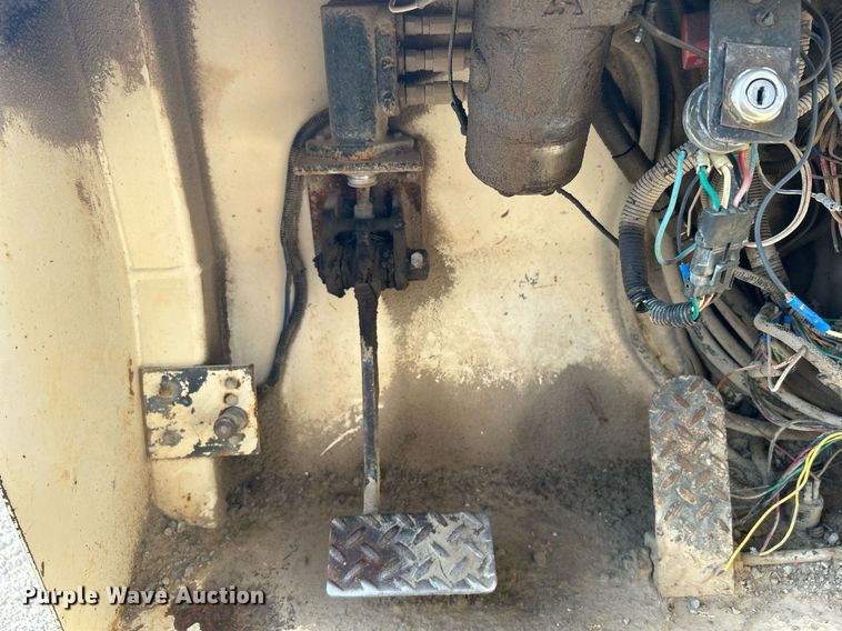 image for item DJ6289 Terex SS-842  telehandler