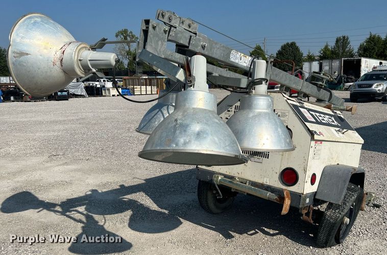 image for item DJ6291 2012 Terex RL4  light plant