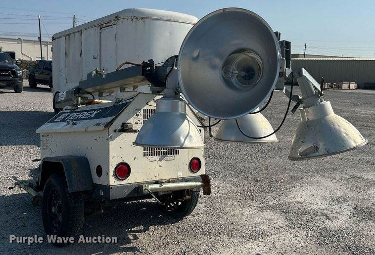 image for item DJ6291 2012 Terex RL4  light plant
