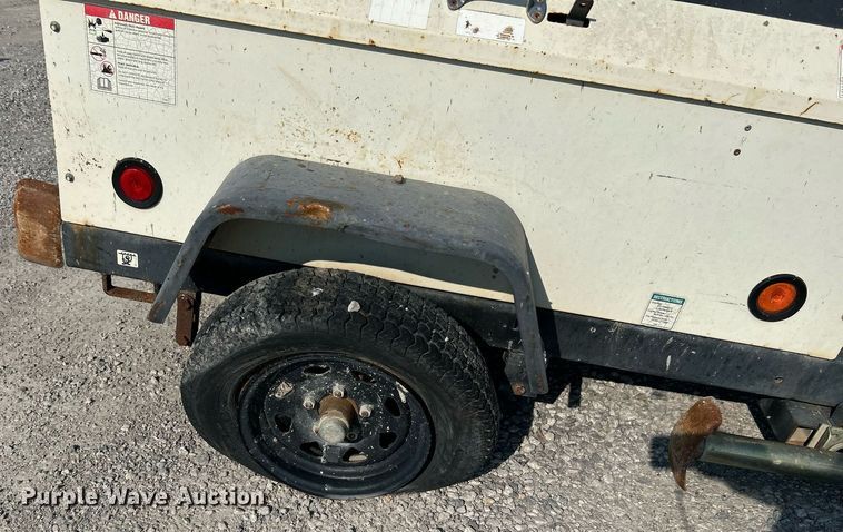 image for item DJ6291 2012 Terex RL4  light plant