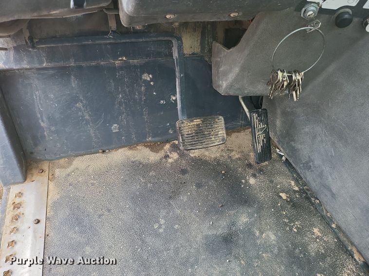 image for item DK3986 2017 Gehl DL1240  telehandler