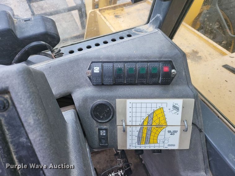 image for item DK3986 2017 Gehl DL1240  telehandler