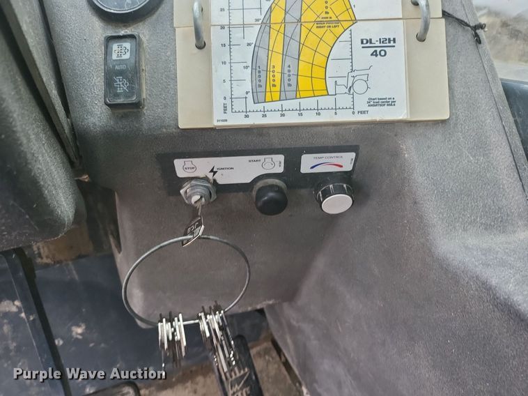 image for item DK3986 2017 Gehl DL1240  telehandler