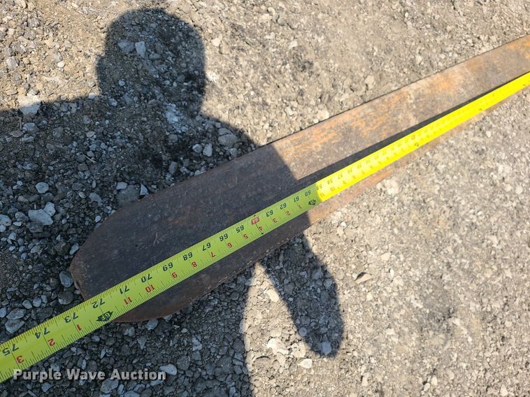 image for item DK3987 2018 Gehl DL1240  telehandler