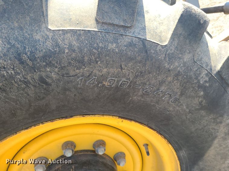 image for item DK3987 2018 Gehl DL1240  telehandler