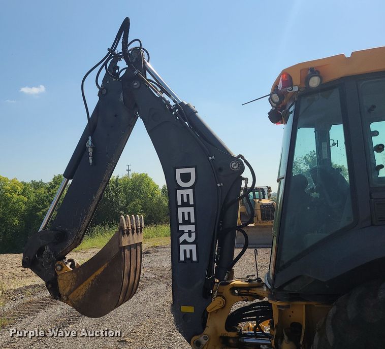 image for item DK3988 2015 John Deere 310SL  backhoe