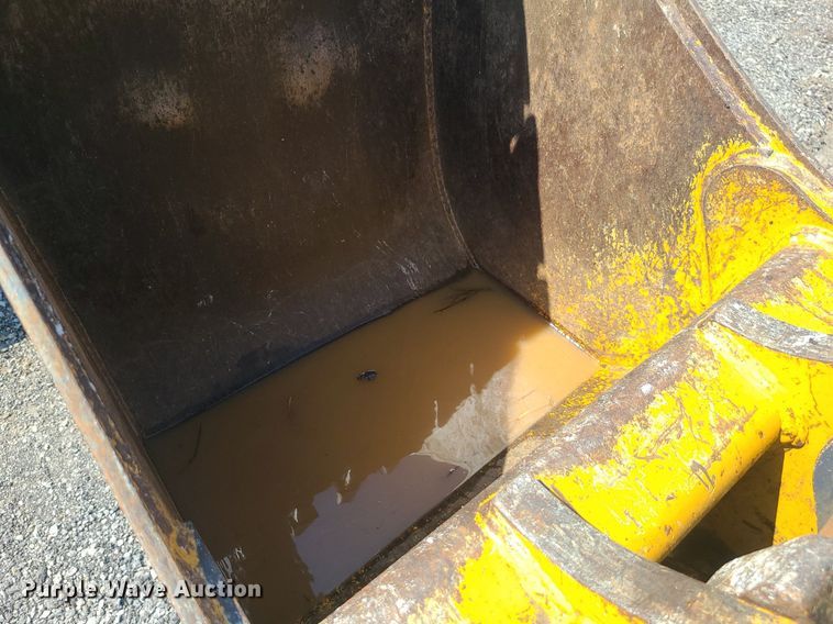 image for item DK3988 2015 John Deere 310SL  backhoe