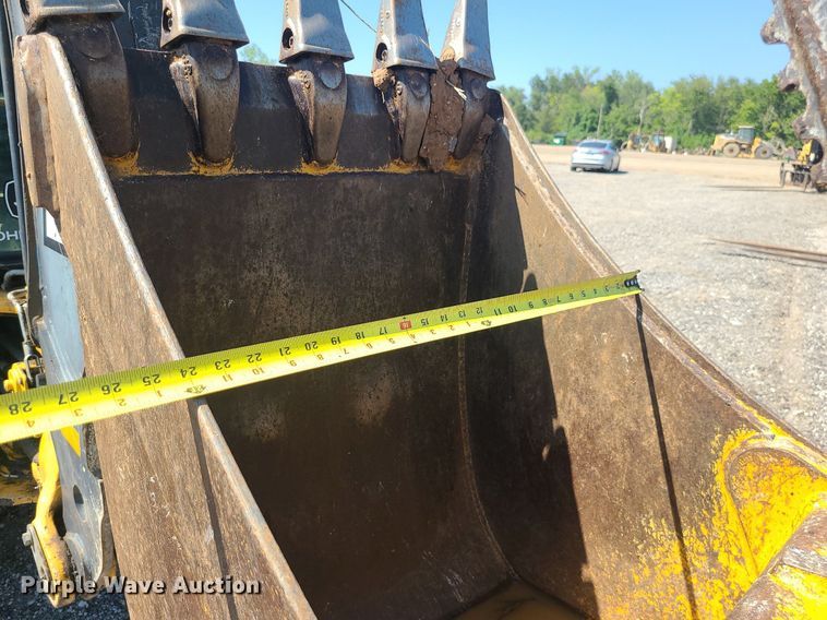 image for item DK3988 2015 John Deere 310SL  backhoe