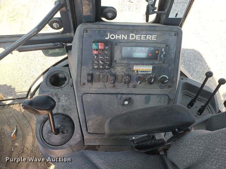 image for item DK3988 2015 John Deere 310SL  backhoe