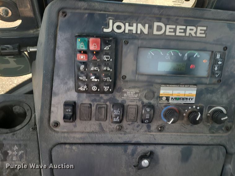 image for item DK3988 2015 John Deere 310SL  backhoe