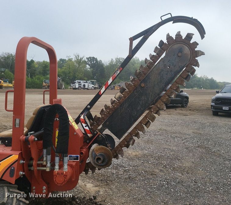 image for item DK3990 2016 Ditch Witch RT45  trencher