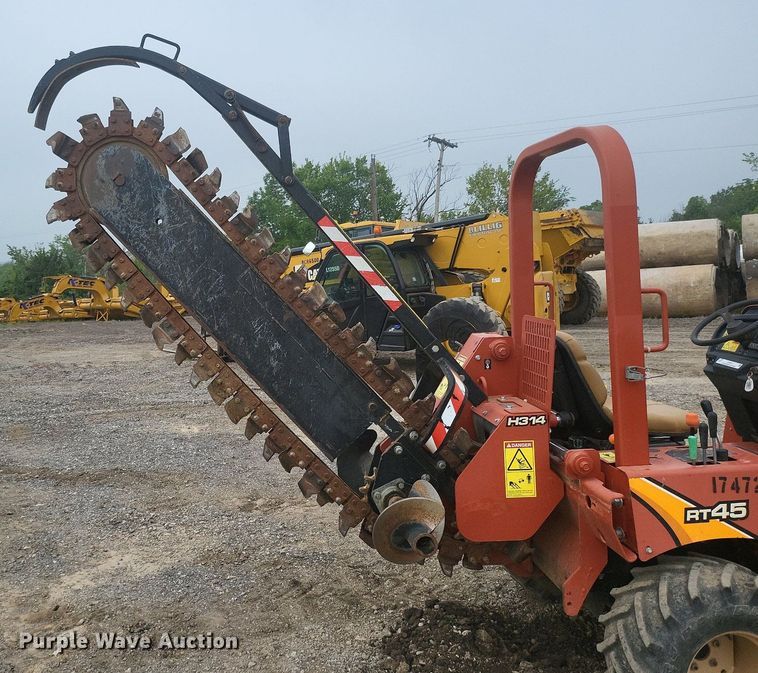 image for item DK3990 2016 Ditch Witch RT45  trencher