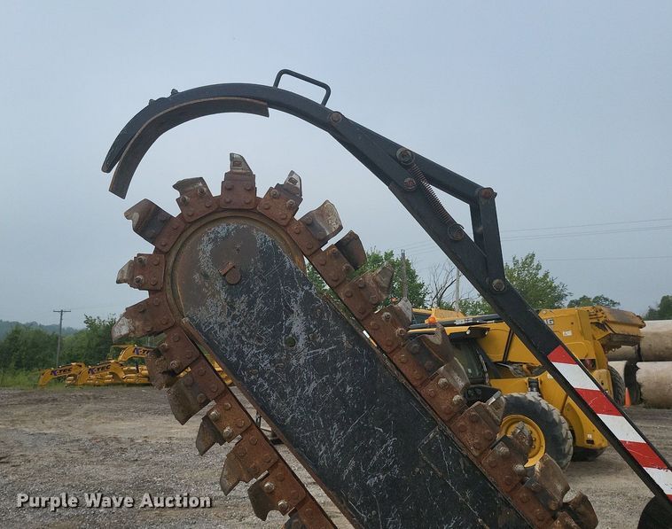 image for item DK3990 2016 Ditch Witch RT45  trencher