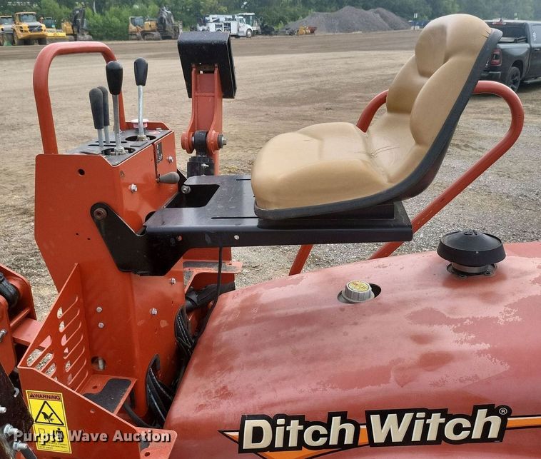image for item DK3990 2016 Ditch Witch RT45  trencher