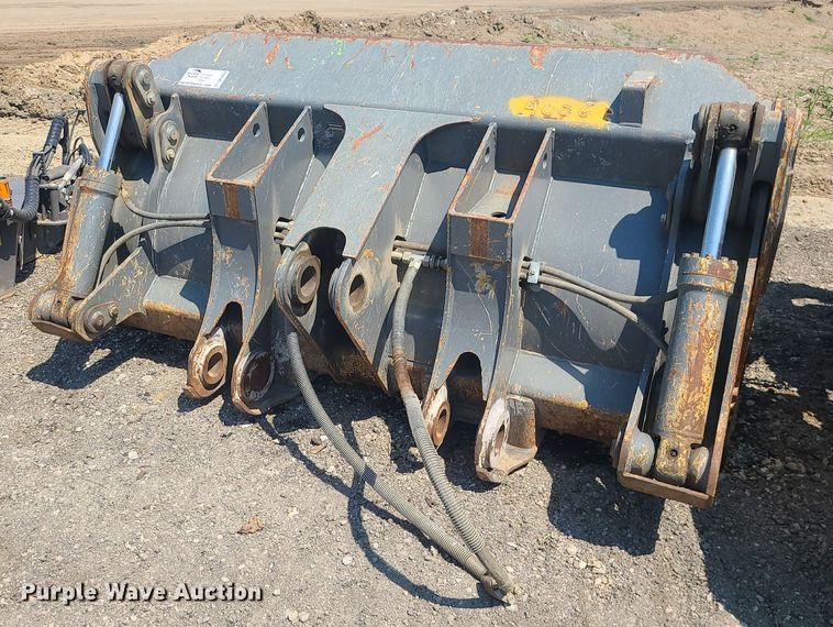 image for item DK3993 Liebherr  98" W four-in-one bucket