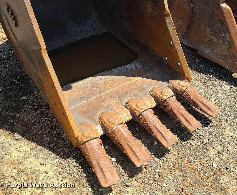 image for item DK3997 TAG 36 JD 210G  36"W excavator bucket