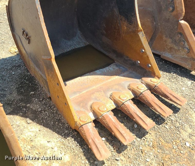 image for item DK3997 TAG 36 JD 210G  36"W excavator bucket