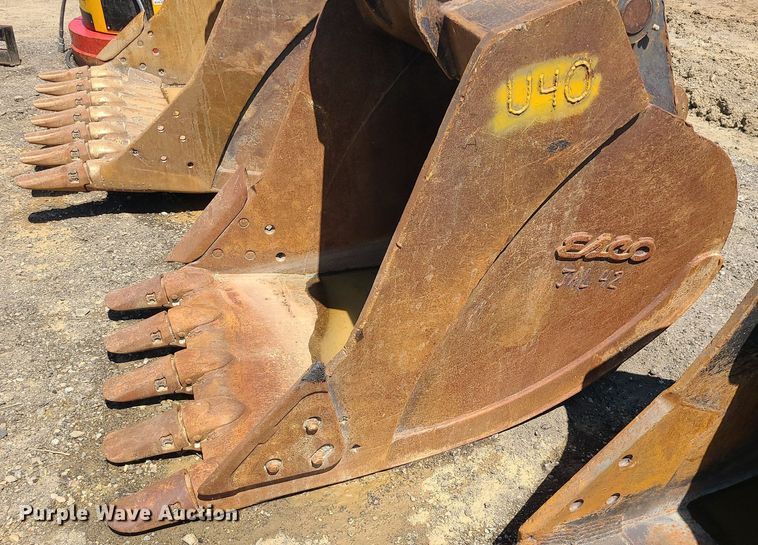 image for item DK3998 Esco EC300D/290B/C/ECR305  42"W excavator bucket