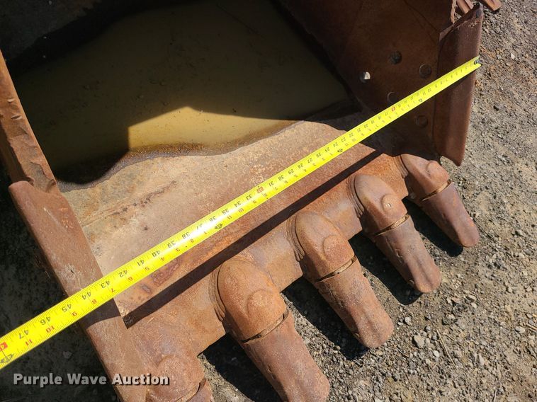 image for item DK3998 Esco EC300D/290B/C/ECR305  42"W excavator bucket