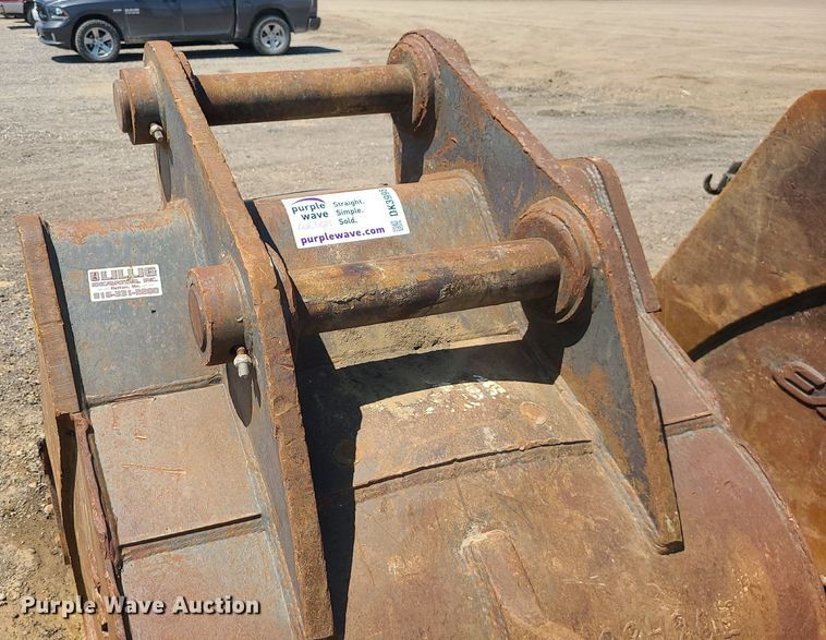 image for item DK3998 Esco EC300D/290B/C/ECR305  42"W excavator bucket