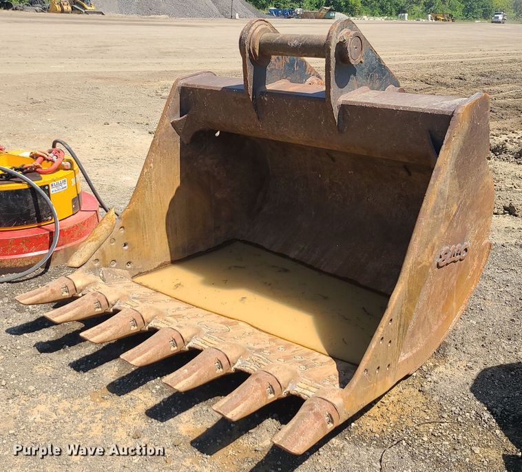 image for item DK3999 Esco EC340/380D/330/360D/C  72"W excavator bucket