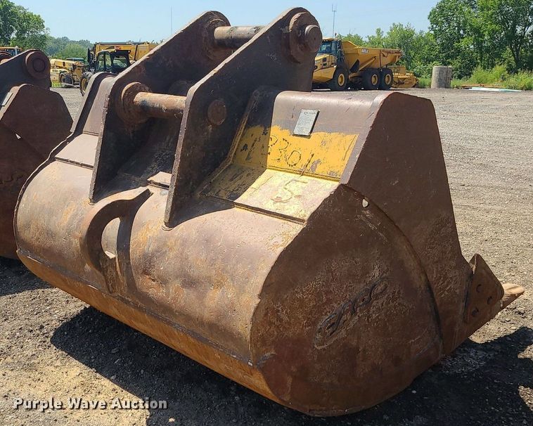 image for item DK3999 Esco EC340/380D/330/360D/C  72"W excavator bucket