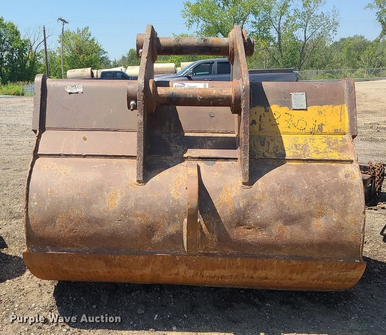 image for item DK3999 Esco EC340/380D/330/360D/C  72"W excavator bucket