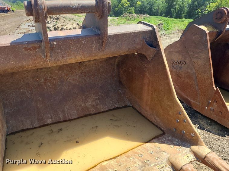 image for item DK3999 Esco EC340/380D/330/360D/C  72"W excavator bucket