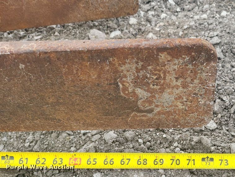 image for item DK4002 6'L telehandler forks