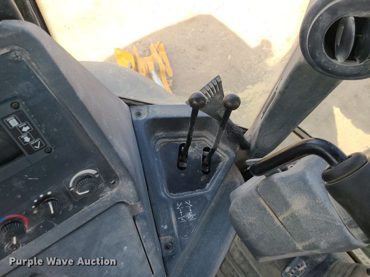 image for item DK4011 2016 John Deere 310SL  backhoe