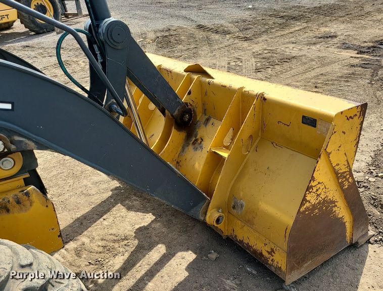 image for item DK4011 2016 John Deere 310SL  backhoe