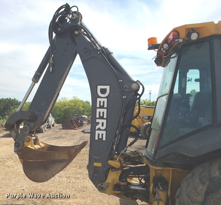 image for item DK4011 2016 John Deere 310SL  backhoe