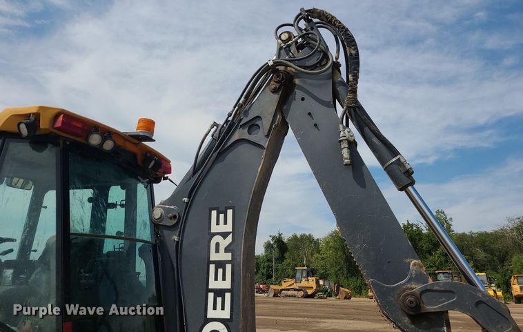 image for item DK4011 2016 John Deere 310SL  backhoe