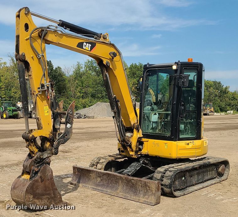 image for item DK4012 2016 Caterpillar 305.5E2  mini excavator