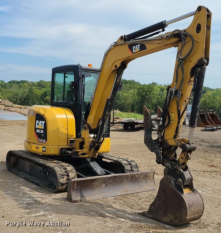 image for item DK4012 2016 Caterpillar 305.5E2  mini excavator