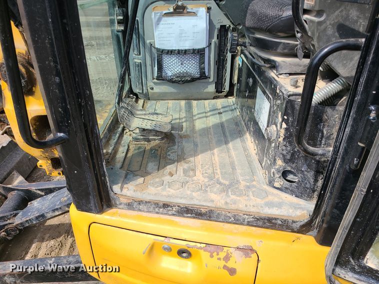 image for item DK4012 2016 Caterpillar 305.5E2  mini excavator