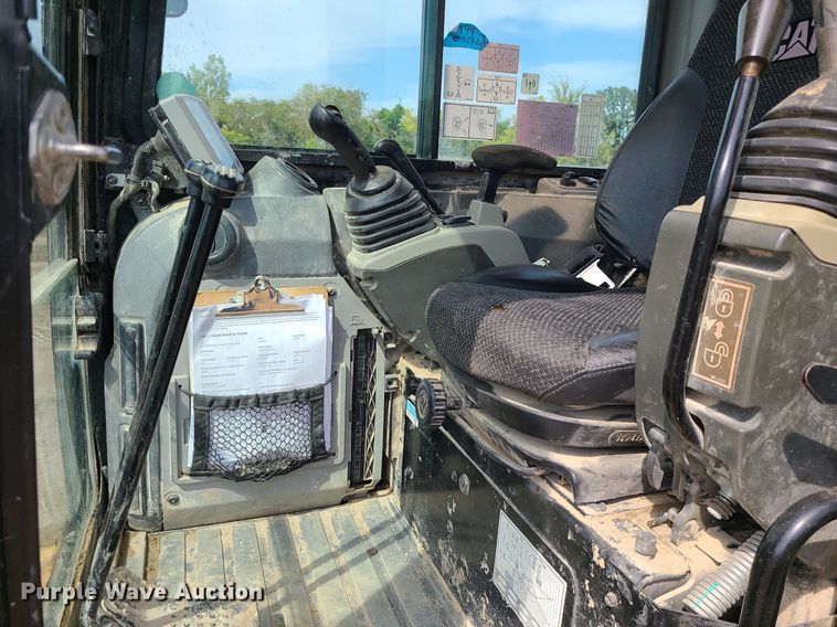 image for item DK4012 2016 Caterpillar 305.5E2  mini excavator