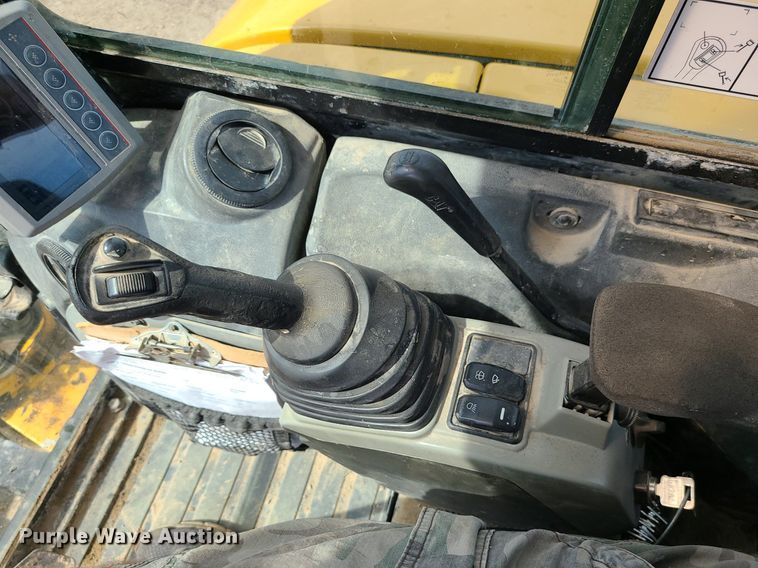 image for item DK4012 2016 Caterpillar 305.5E2  mini excavator