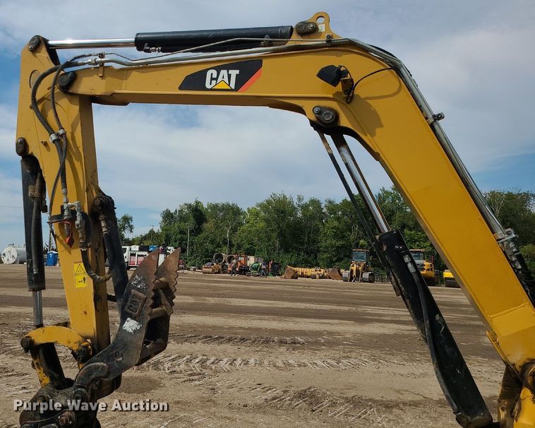 image for item DK4012 2016 Caterpillar 305.5E2  mini excavator