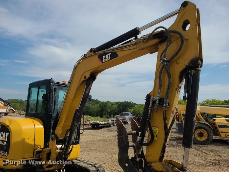 image for item DK4012 2016 Caterpillar 305.5E2  mini excavator