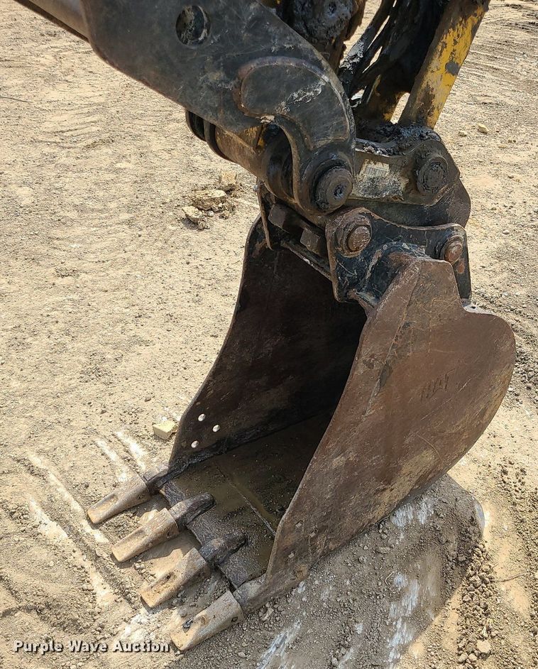 image for item DK4012 2016 Caterpillar 305.5E2  mini excavator