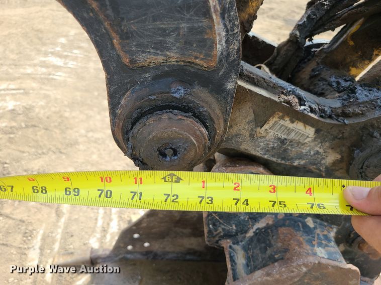 image for item DK4012 2016 Caterpillar 305.5E2  mini excavator