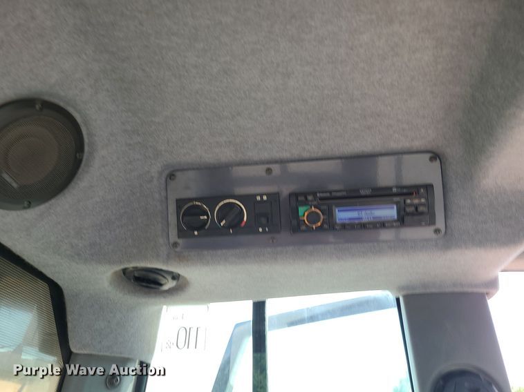 image for item DK4014 2016 Liebherr LR636  track loader