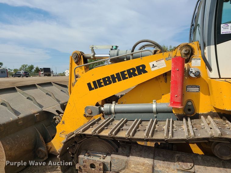 image for item DK4014 2016 Liebherr LR636  track loader