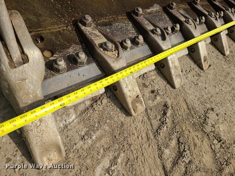 image for item DK4014 2016 Liebherr LR636  track loader