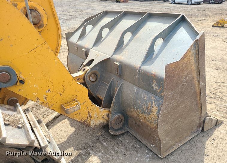 image for item DK4014 2016 Liebherr LR636  track loader